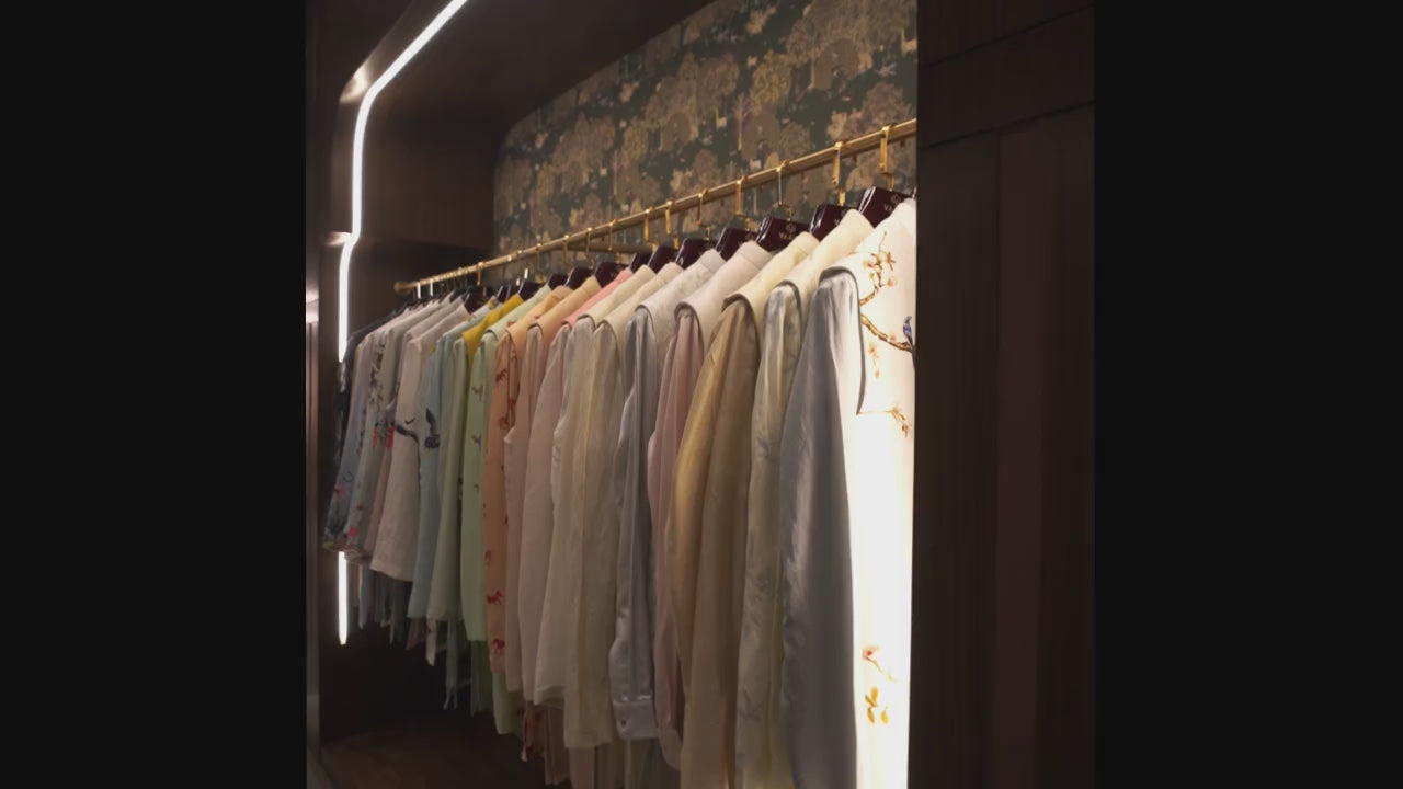 Load video: 